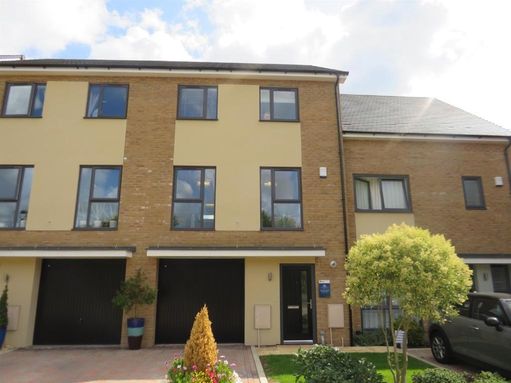 فيلا The Townhouse @Thorpe Road بيتربرو المظهر الخارجي الصورة